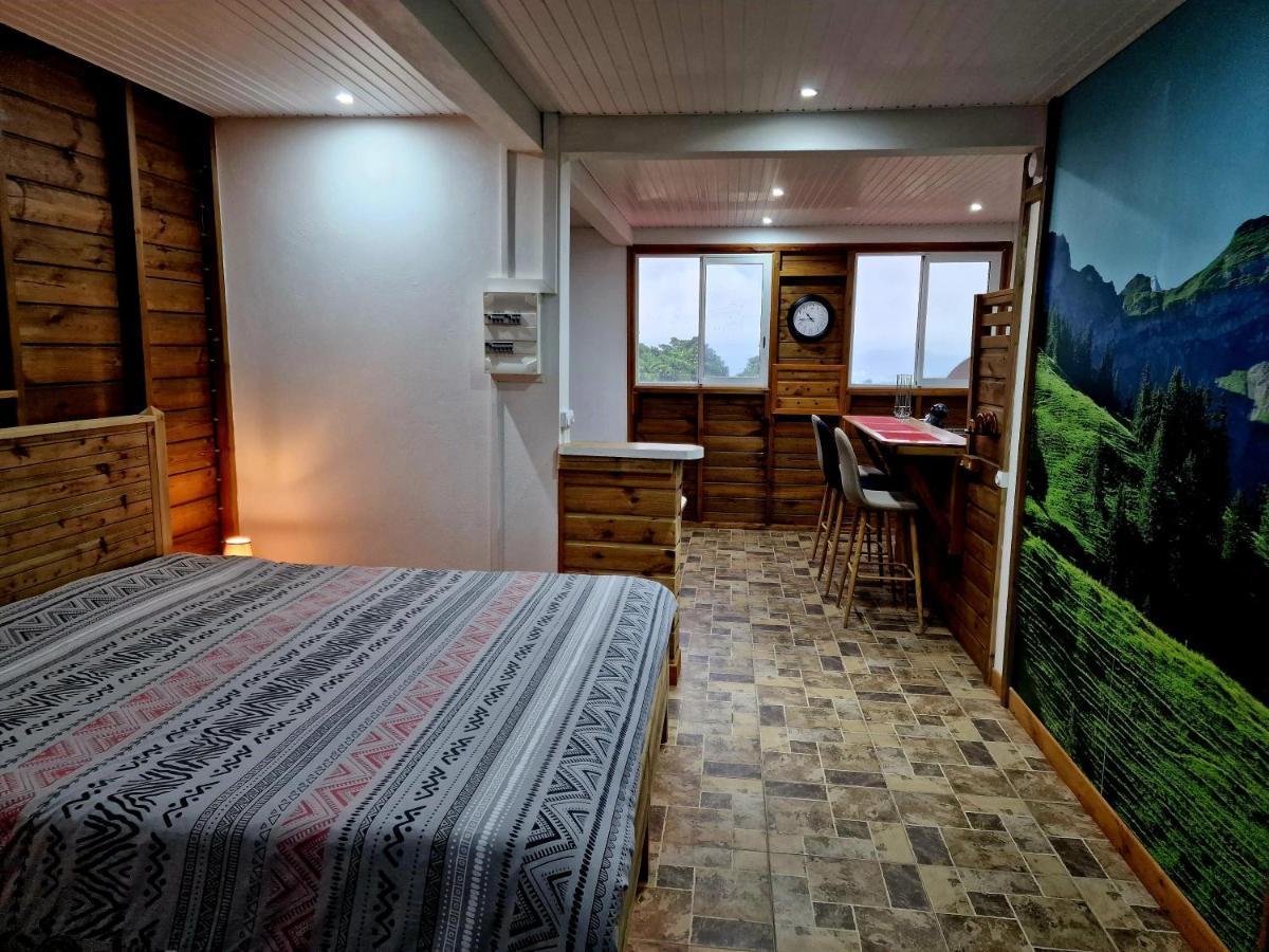 Hillview Studio Apartman La Trinité Kültér fotó